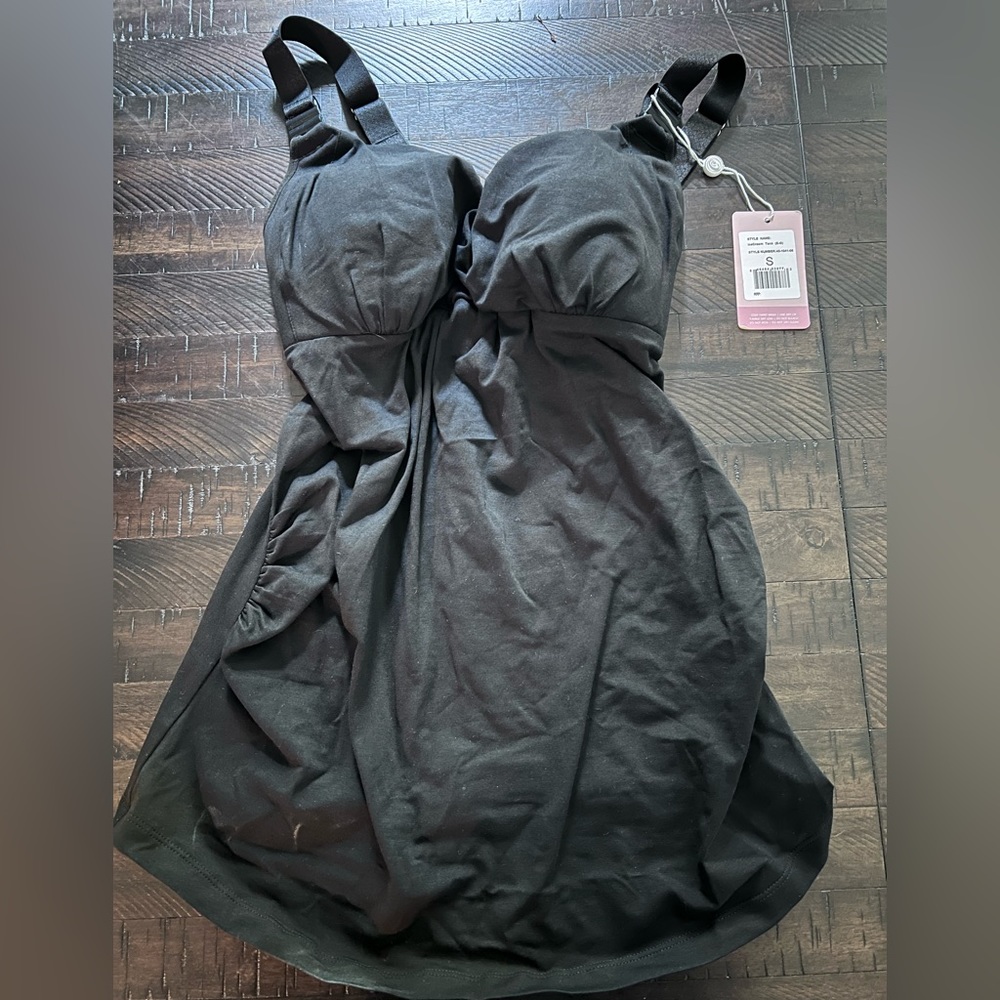 NWT Small cake maternity ice cream tank